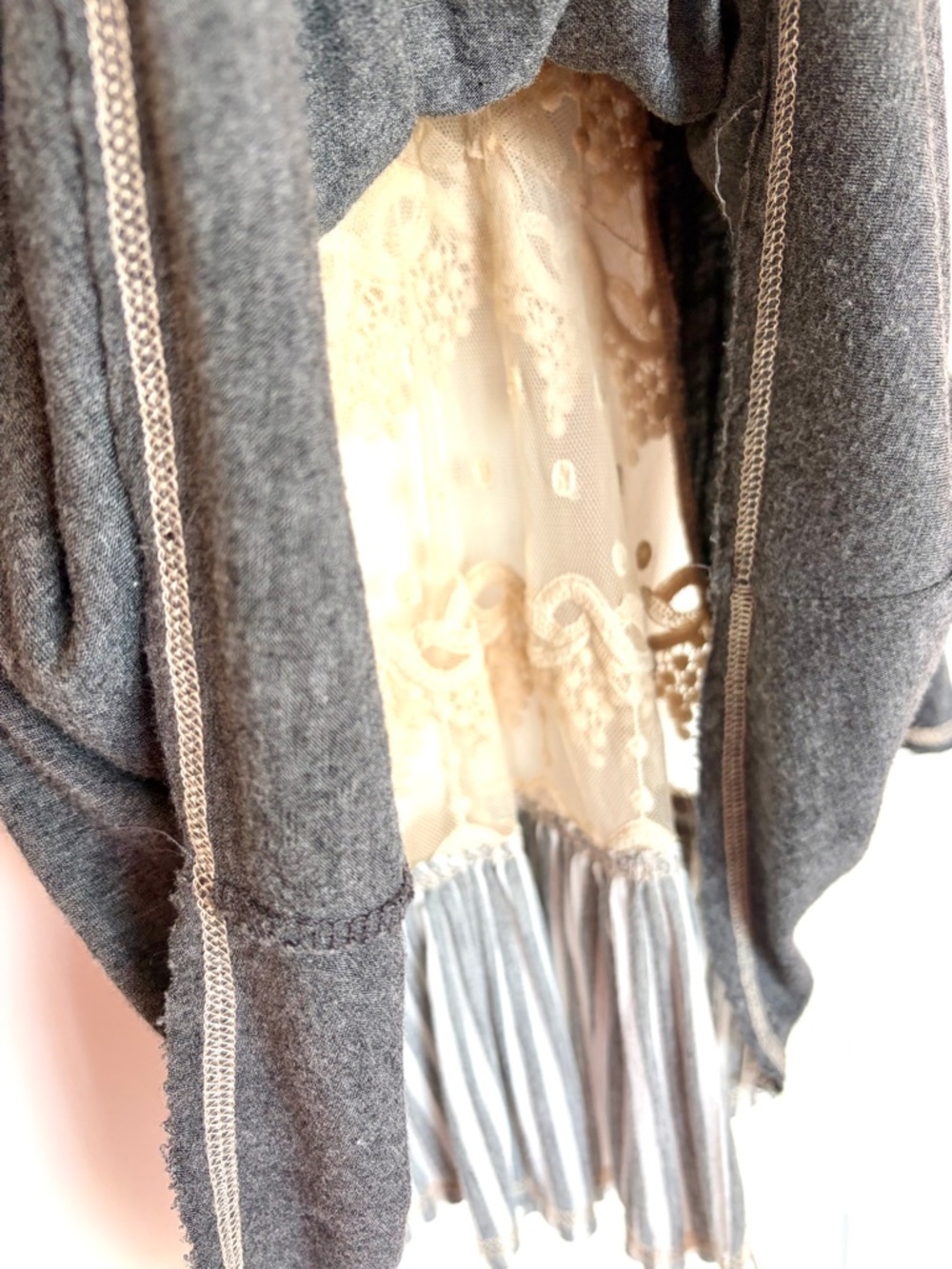 Anthropologie Scrapbook Originals Gray Mixed Media Tunic Top Lace Ruffles Stripe - Picture 12 of 16